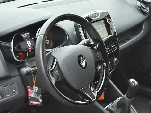 Renault Clio 0.9 TCe Expression 2013 Benzine 23
