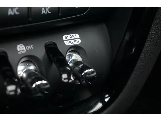 MINI Clubman Cooper 2021 Benzine 17