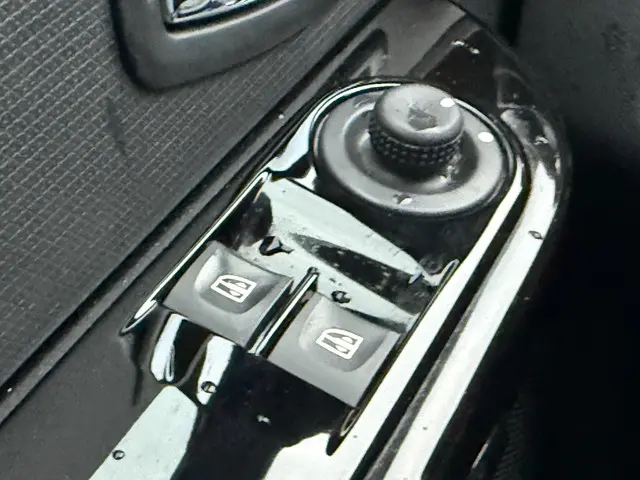 Renault Clio 0.9 TCe Expression 2013 Benzine 18