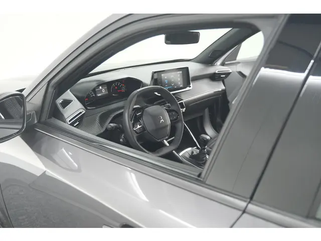 Peugeot 2008 2