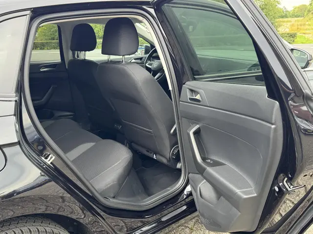 Volkswagen Polo 1.0 TSI Life Business 2023 Benzine 18