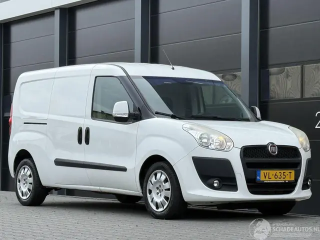 Fiat Doblò 1.6 MultiJet SX Maxi 2015 Diesel 2