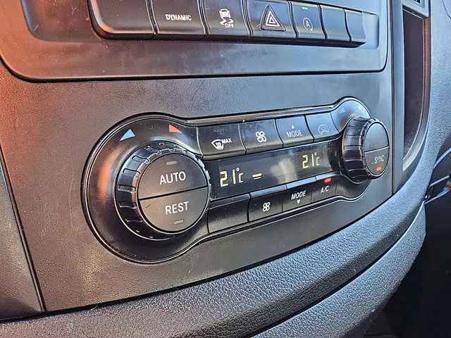 Mercedes-Benz Vito 114 2020 Diesel 11