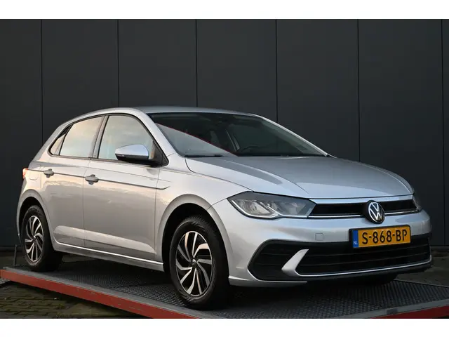 Volkswagen Polo 1.0 TSI Life 2023 Benzine 9