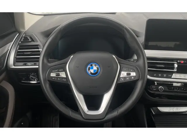 BMW X3 xDrive30e High Executive 2021 Hybride Benzine 4