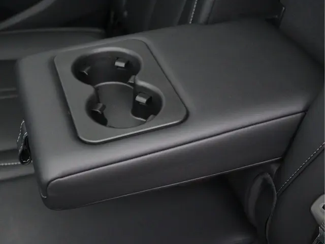 DFSK E5 PHEV 1.5 2025 Hybride Benzine 33