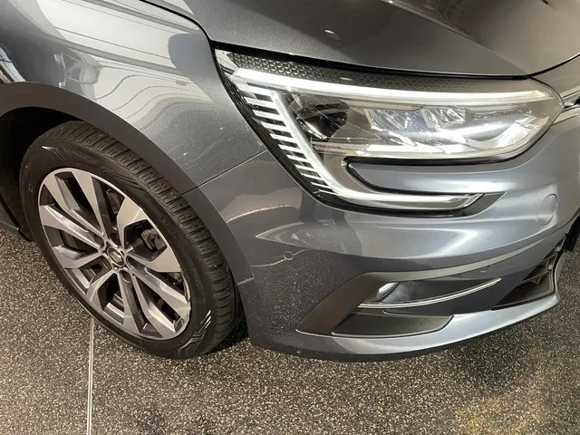 Renault Mégane Estate 1.3 TCe 140 Techno 2023 Benzine 25