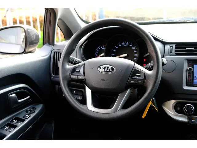 Kia Rio 1.2 CVVT Plus Pack 5-drs Airco|Navi 2014 Benzine 6