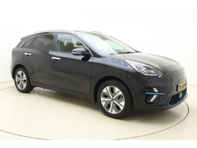 Kia e-Niro ExecutiveLine 64 kWh 2021 Elektrisch 8