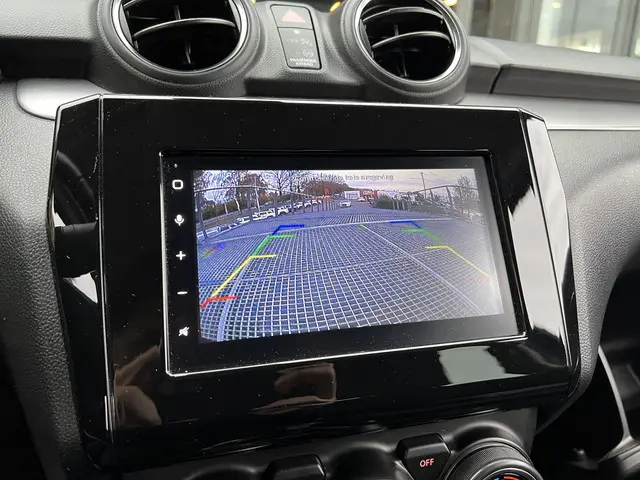 Suzuki Swift 1.2 Style Smart Hybrid 2022 Benzine 12