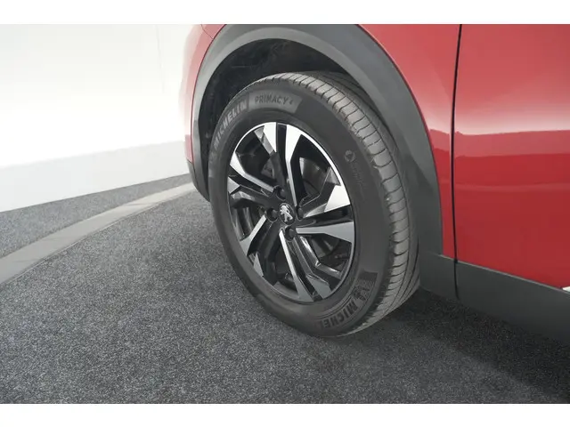 Peugeot 2008 PureTech 130 GT-Line 2020 Benzine 20