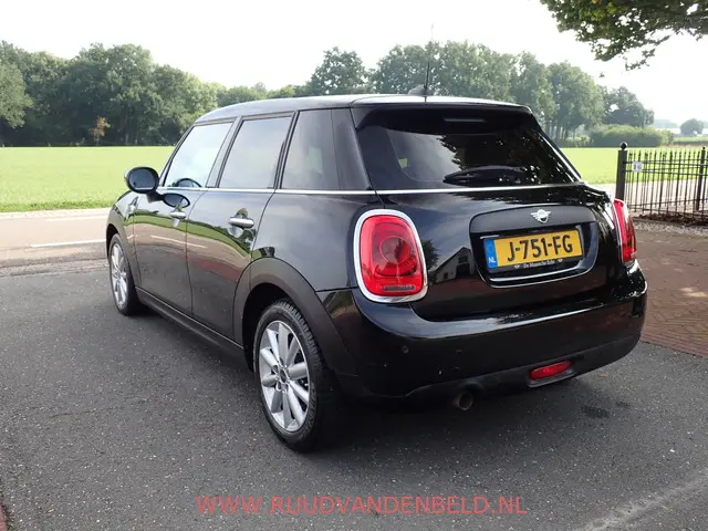 MINI One 1.5 Pepper 2020 Benzine 4