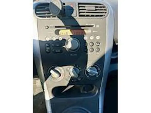 Opel Agila 1.0 Edition 2012 Benzine 12