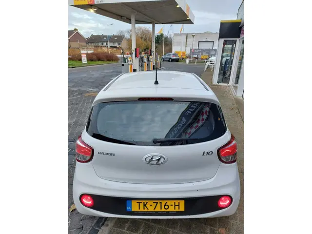Hyundai i10 1.0i Comfort 2018 Benzine 10