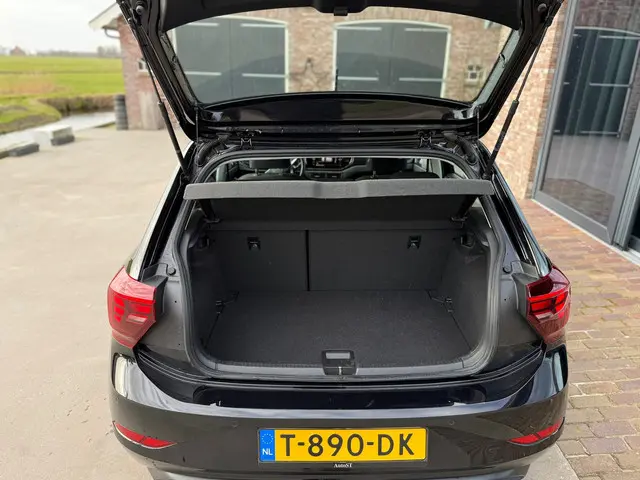 Volkswagen Polo 1.0 TSI Life 2023 104644km 2023 Benzine 15