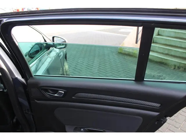 Renault Mégane Estate 1.2 TCe Limited 2018 Benzine 18