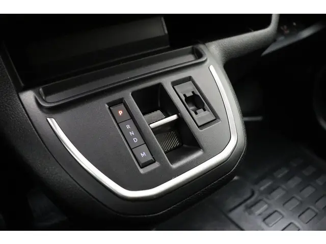 Peugeot Expert 2.0 BlueHDi S&S L3 DC 2024 Diesel 16