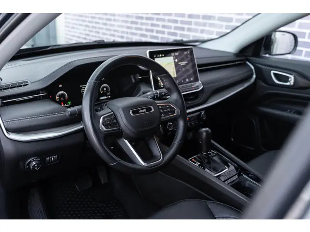 Jeep Compass 1.5T e-Hybrid Limited 2023 Hybride Benzine 10