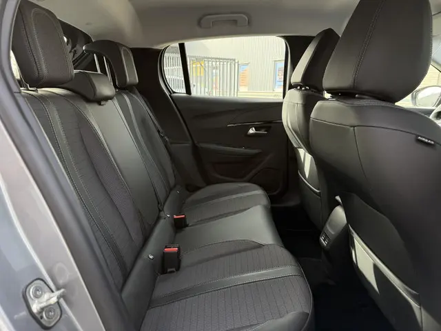 Peugeot e-208 Aut. EV Allure Pack 2020 Elektrisch 16