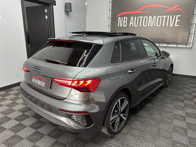 Audi A3 Sportback 35 TFSI S edition 2023 Hybride Benzine 4