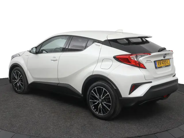 Toyota C-HR 1.8 Hybrid Dynamic 2018 Hybride Benzine 12