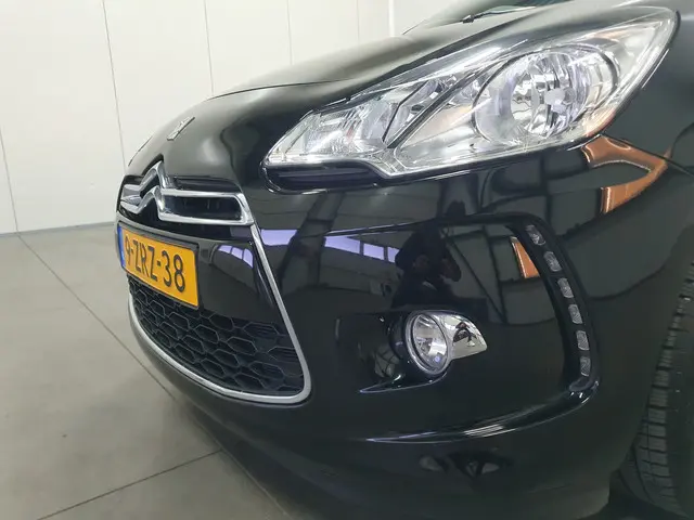 Citroën DS3 1.2 VTi So Chic 2014 Benzine 21