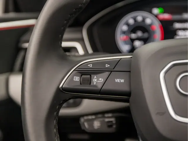 Audi A5 Cabriolet 40 TFSI S-Line Sport 2024 Benzine 21