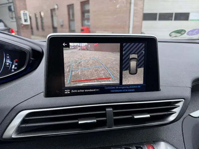 Peugeot 3008 1.6 e-THP GT Line 2018 Benzine 12