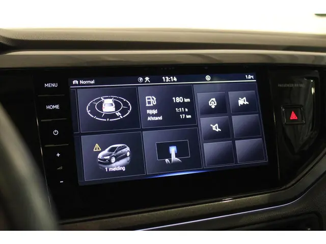 Volkswagen Polo 1.0 TSI Business PANO | IQ 2024 Benzine 44