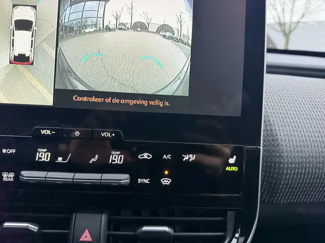 Toyota bZ4X Dynamic 71 kWh 2024 Elektrisch 18