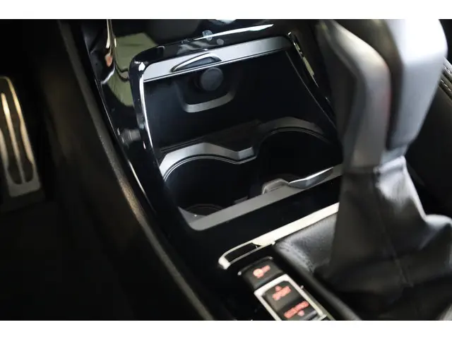 BMW X2 xDrive25e 2021 Hybride Benzine 17