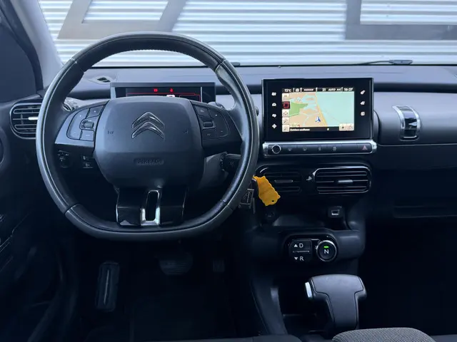 Citroën C4 Cactus 1.2 PureTech Shine 2015 Benzine 2