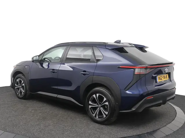 Toyota bZ4X Business Plus 71 kWh 2025 Elektrisch 11