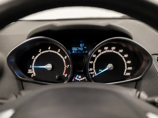 Ford Fiesta 1.0 EcoBoost Titanium 2013 Benzine 20