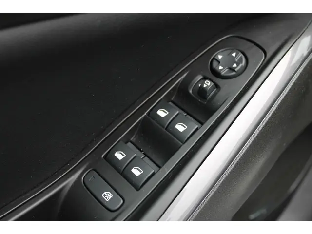 Opel Grandland X 1.2T 130 INNOVATION 2020 Benzine 15