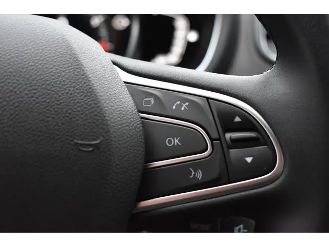 Renault Grand Scénic TCe 140 EDC Equilibre 2023 Benzine 22