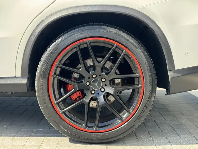 Mercedes-Benz GLE Coupé AMG 63 S 4MATIC 2016 Benzine 13