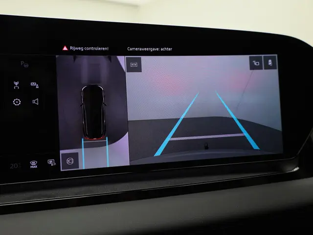 Audi Q6 e-tron S edition 286 PK 2026 Elektrisch 37