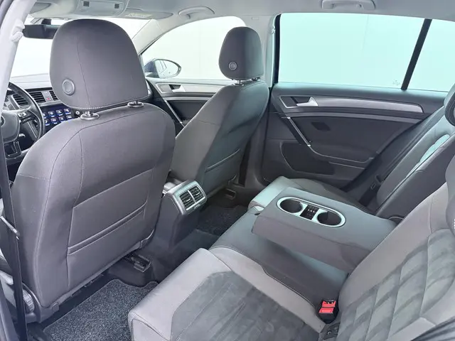 Volkswagen Golf 1.0 TSI Comfortline 2018 Benzine 20