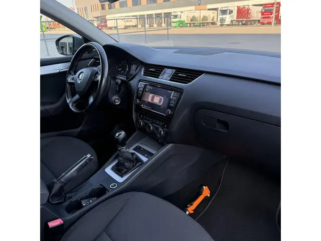 Škoda Octavia 1.2 TSI Greentech Elegance 2013 Benzine 6