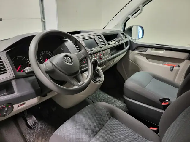 Volkswagen Transporter 2.0TDI Euro 6! 2019 Diesel 4
