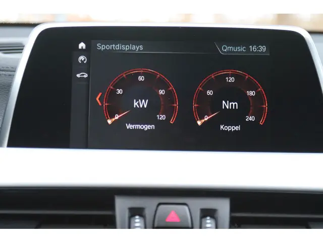 BMW X2 sDRIVE18i HIGH EXECUTIVE 2018 Benzine 27