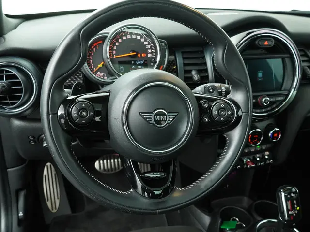 MINI 3-Deurs Cooper S 2019 Benzine 2