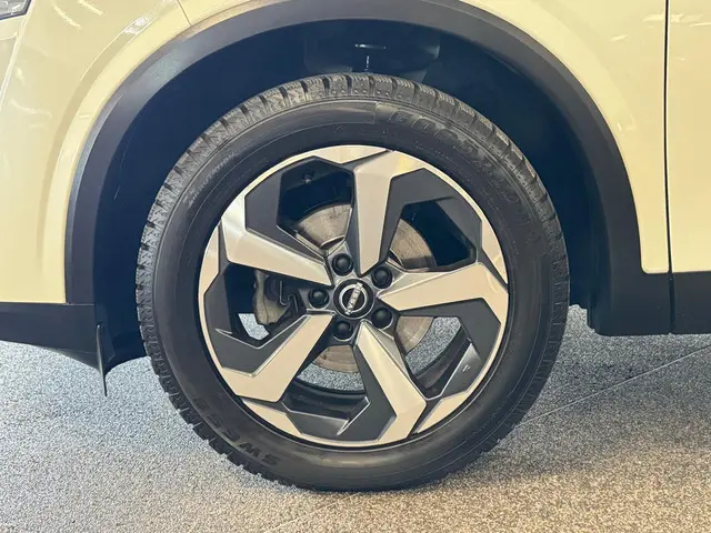 Nissan QASHQAI 1.3 MHEV Xtronic TEKNA 2023 Benzine 9