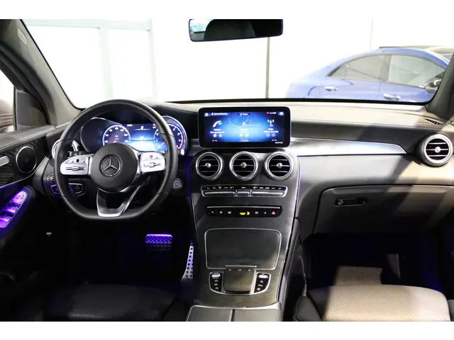 Mercedes-Benz GLC Coupé 300 4MATIC Premium 2019 Benzine 37