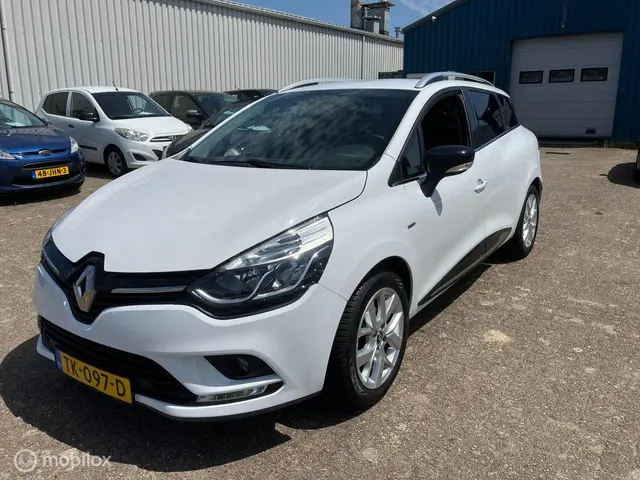 Renault Clio Estate 0.9 TCe Limited 2018 Benzine 2