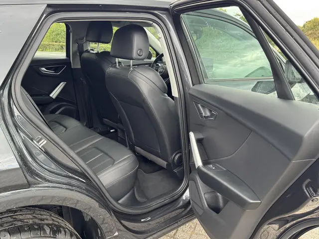 Audi Q2 35 TFSI S Edition 2022 Benzine 17