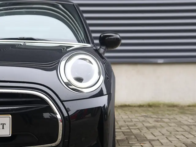 MINI 3-Deurs One 2022 Benzine 27