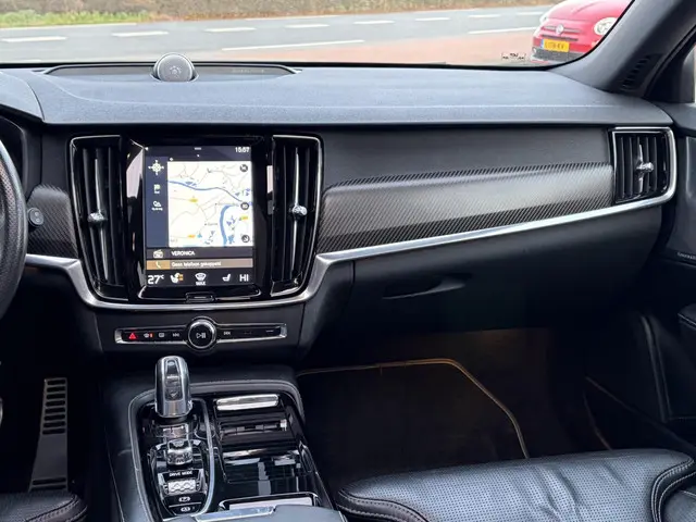 Volvo V90 2.0 T8 AWD R-Design 2018 Hybride Benzine 27