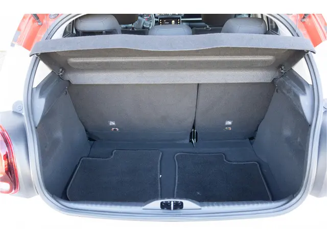 Citroën C3 1.2 PureTech Shine 2017 Benzine 15